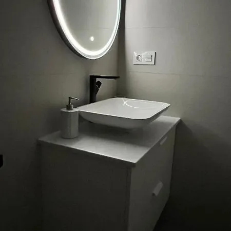 Apartamento 1º Línea De Playa En Pleno Centro De Fuengirola