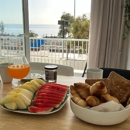 Apartamento 1º Línea De Playa En Pleno Centro De