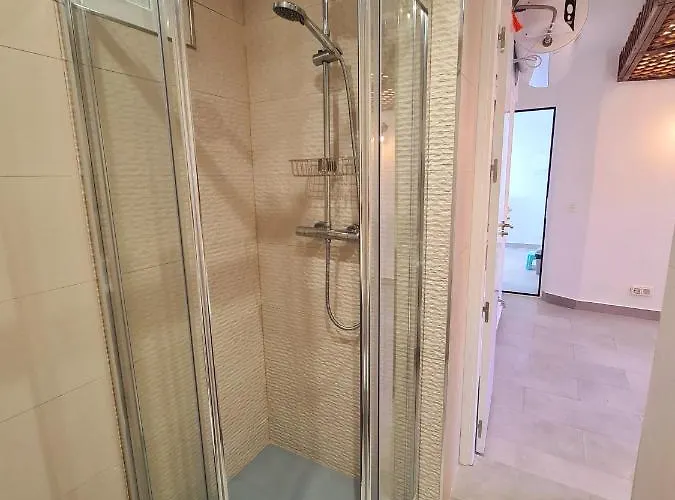 1º Linea De Playa En Pleno Centro De * 푸엔히롤라