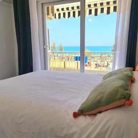 1º Linea De Playa En Pleno Centro De * فوينخيرولا