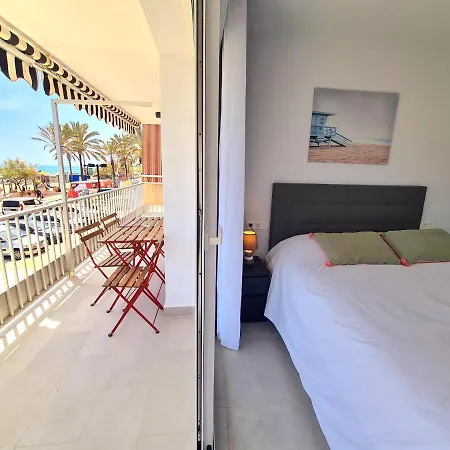 1º Linea De Playa En Pleno Centro De *