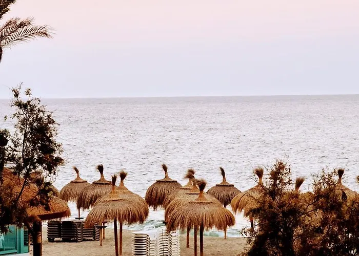 Апартаменты 1º Linea De Playa En Pleno Centro De *