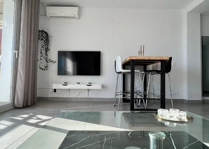 Апартаменты 1º Linea De Playa En Pleno Centro De *